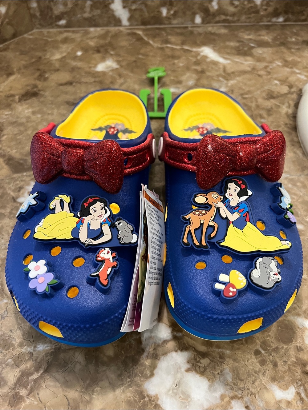 Disney Snow White Rare Women’s Princess Crocs size 6